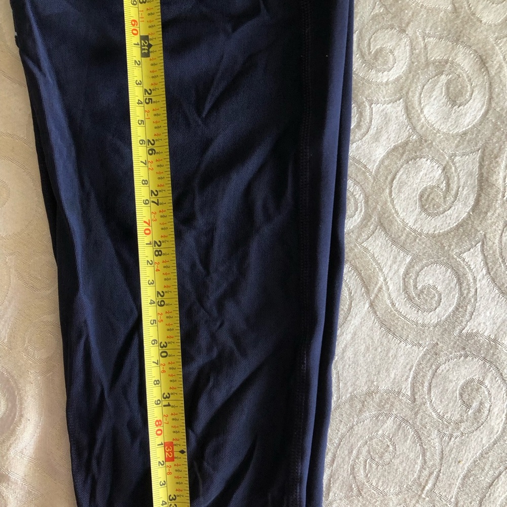 Gap Eclipse Fit Exercise Leggings - image 6